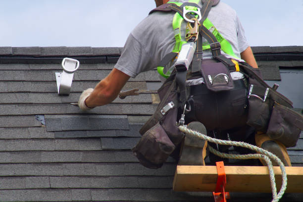 Roof Gutter Cleaning in Madison Center, CT